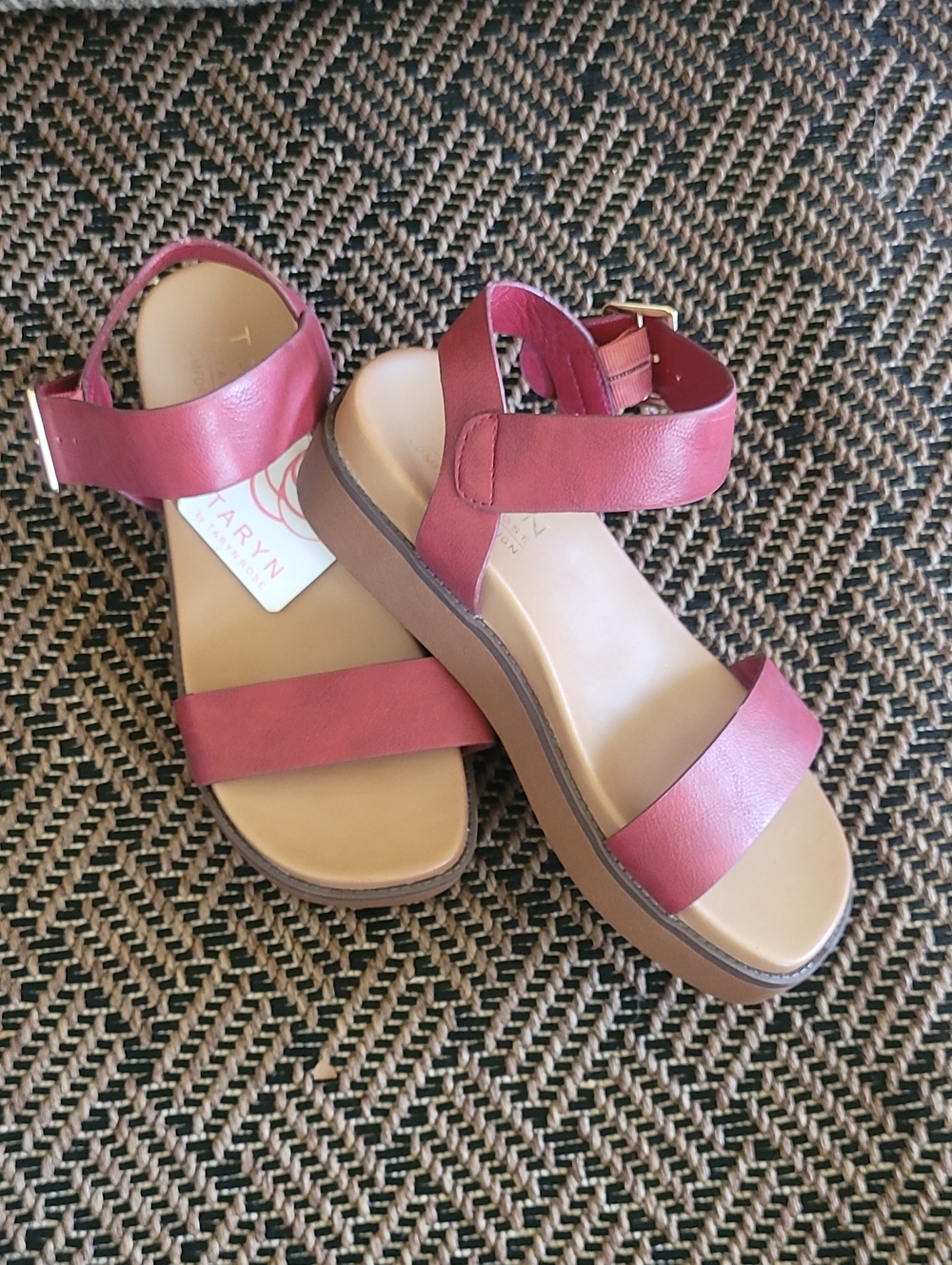 Taryn Rose  Women's Red  Ankle-Strap Sandals Sz 6